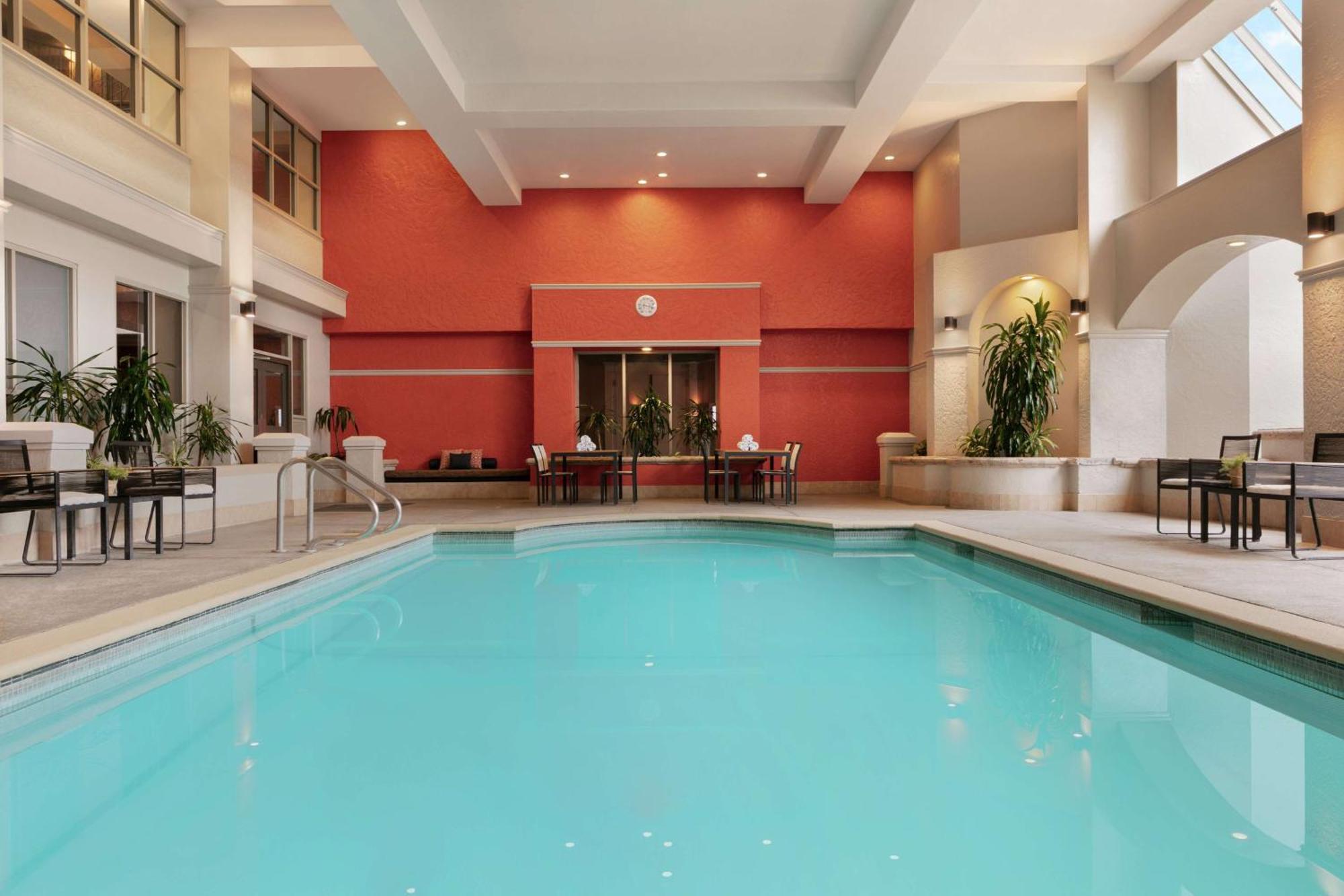 Embassy Suites Los Angeles - Downey Exterior foto